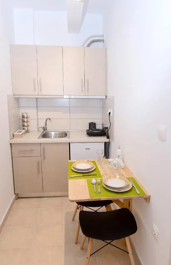 M&D Apartments Peraía